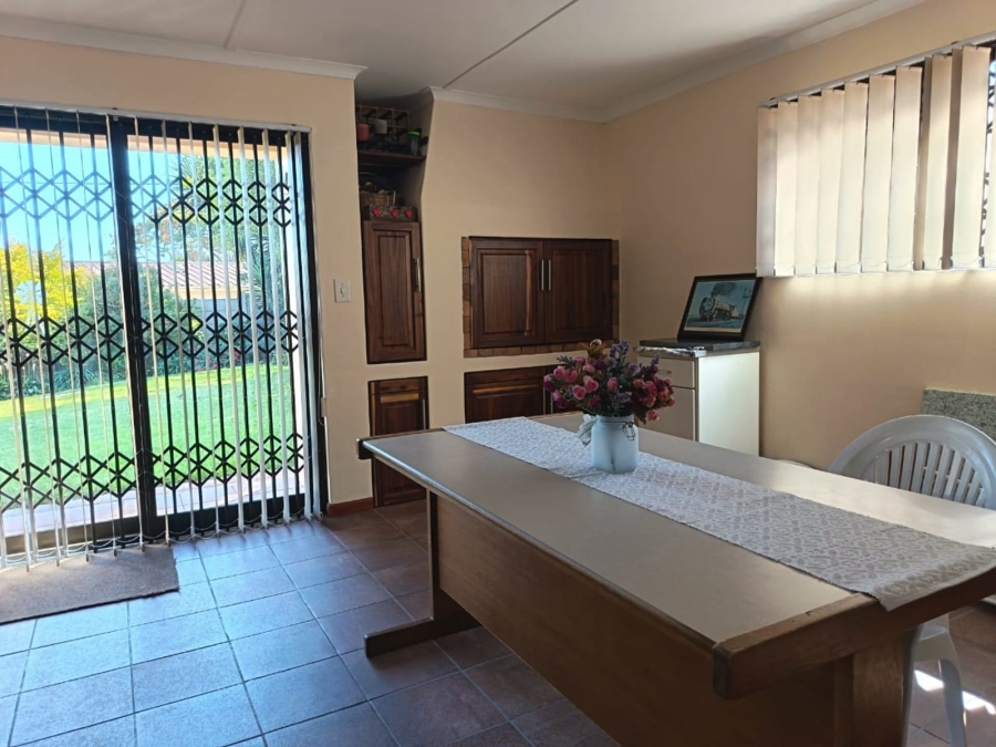 3 Bedroom Property for Sale in Vredenburg Western Cape